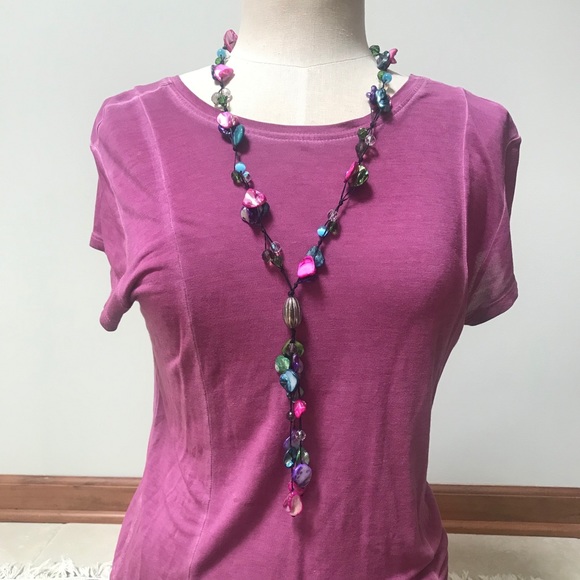 Dyed Pearl Shell Necklace - Picture 1 of 5